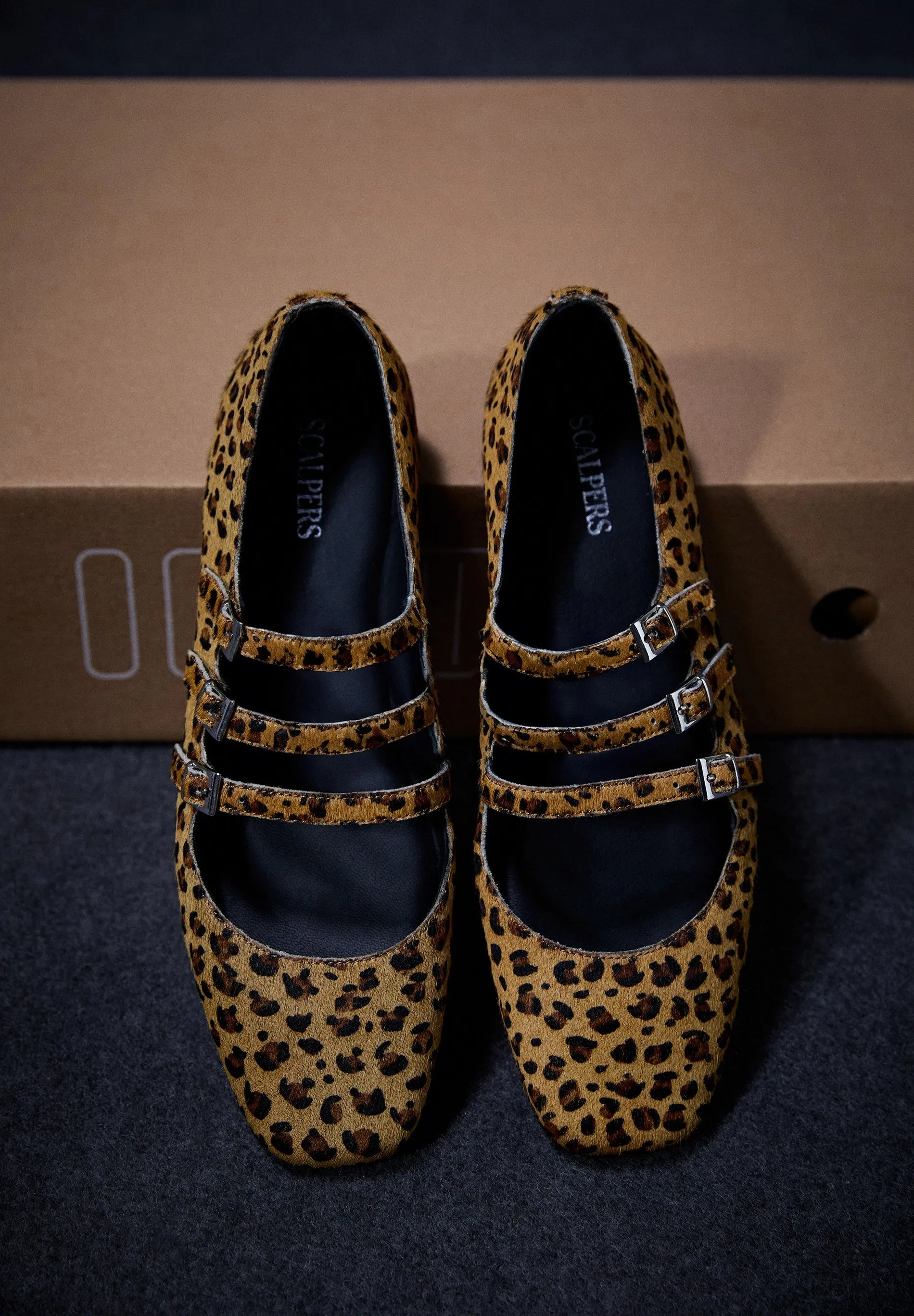 ANIMAL PRINT STRAPPY BALLET FLATS