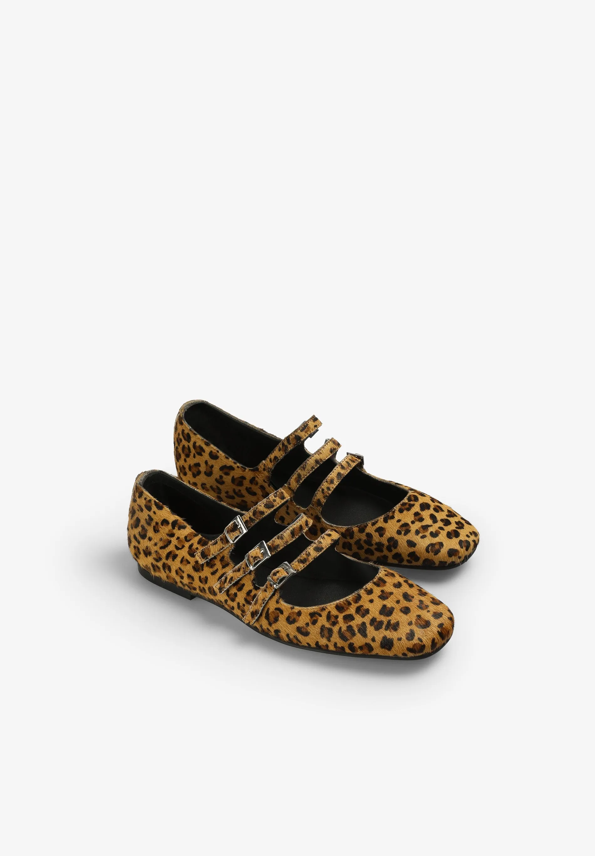 ANIMAL PRINT STRAPPY BALLET FLATS