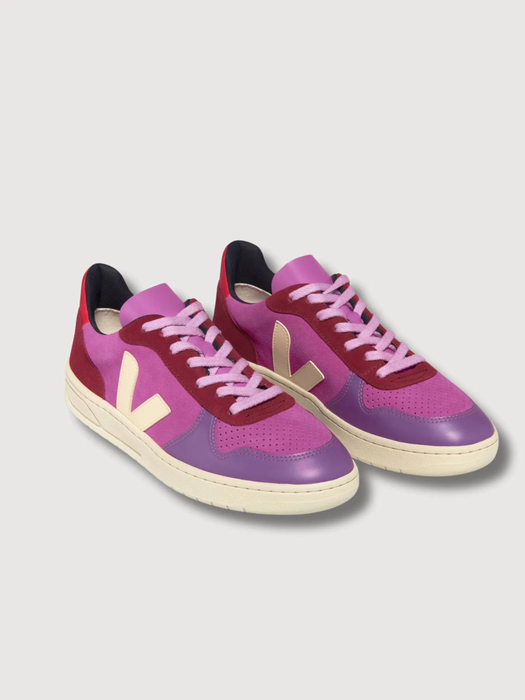 V-10 Ultraviolet Woman Sneakers | Veja