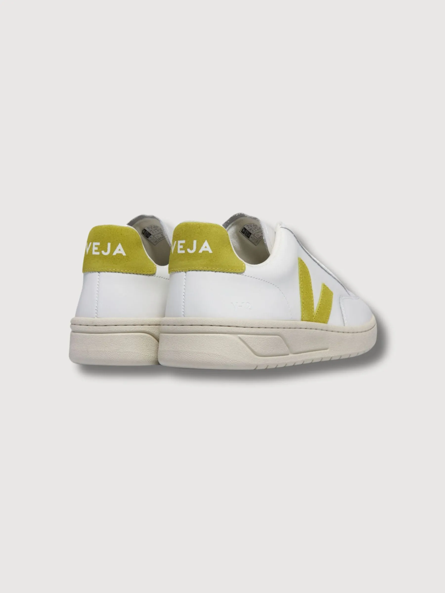 V-12 White Liquir Woman Sneakers | Veja